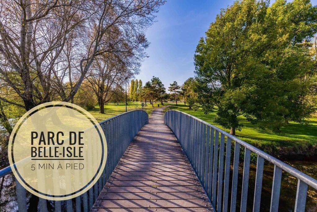Le Petit Martial - Coeur De Ville,Refait A Neuf,Tout Equipe, Parking Шатору Экстерьер фото