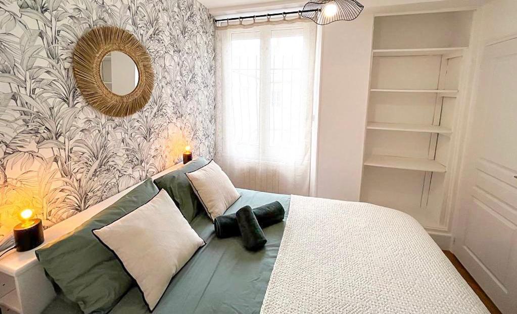 Le Petit Martial - Coeur De Ville,Refait A Neuf,Tout Equipe, Parking Шатору Экстерьер фото